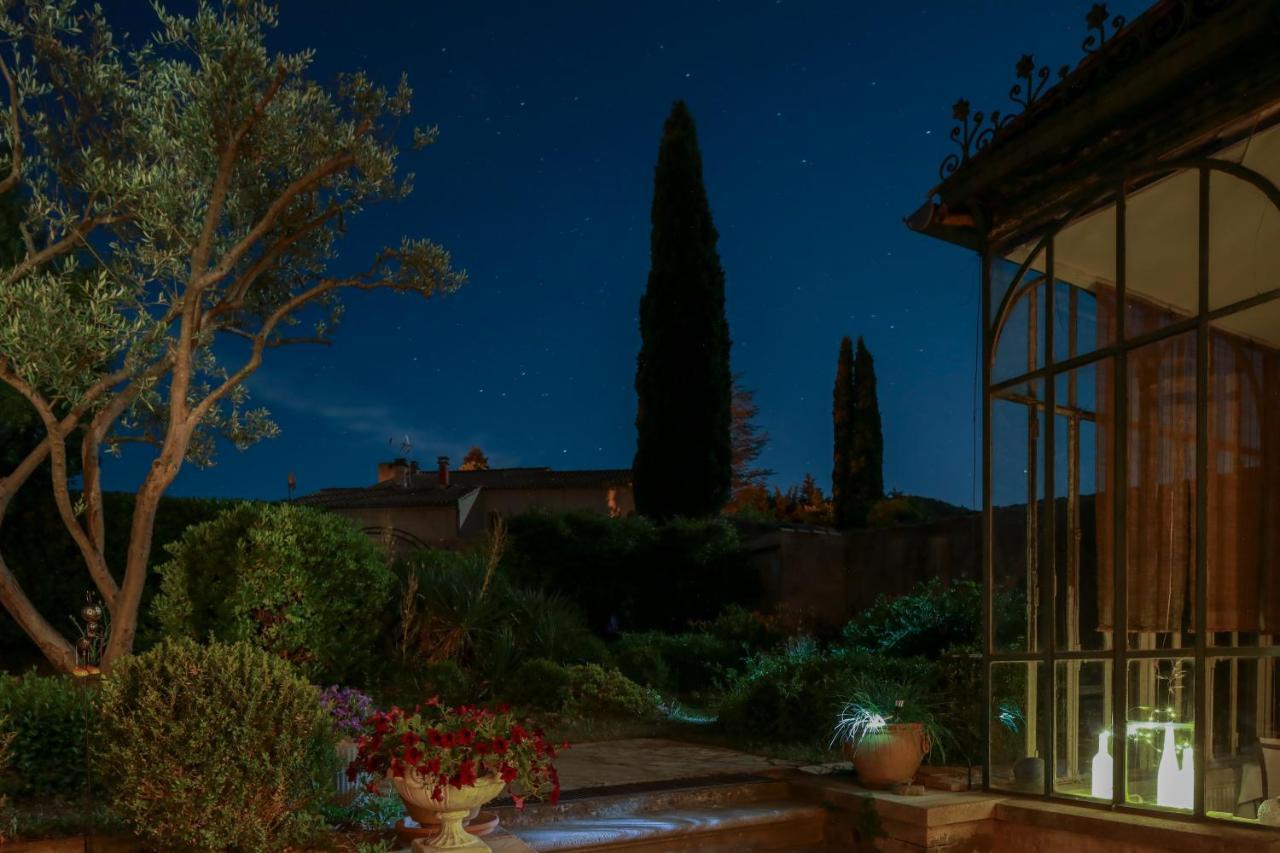 Le 37 Malaucene Bed & Breakfast Dış mekan fotoğraf
